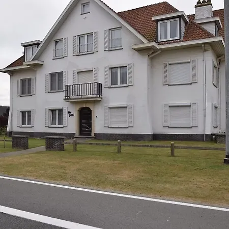 Modern Near The De Haan